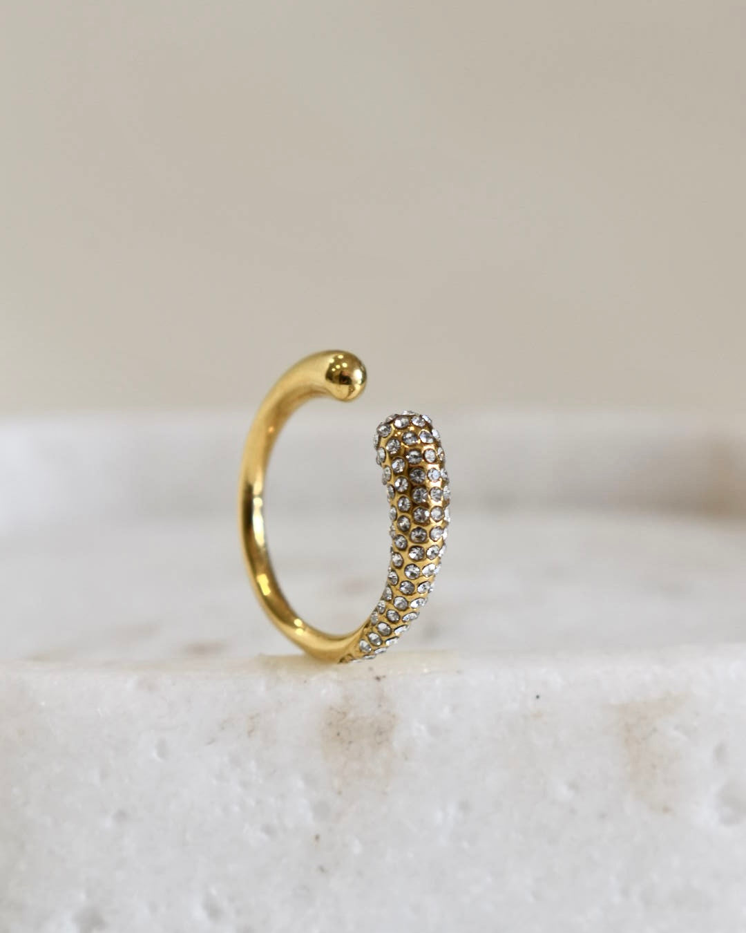 Anello Hug sparkling