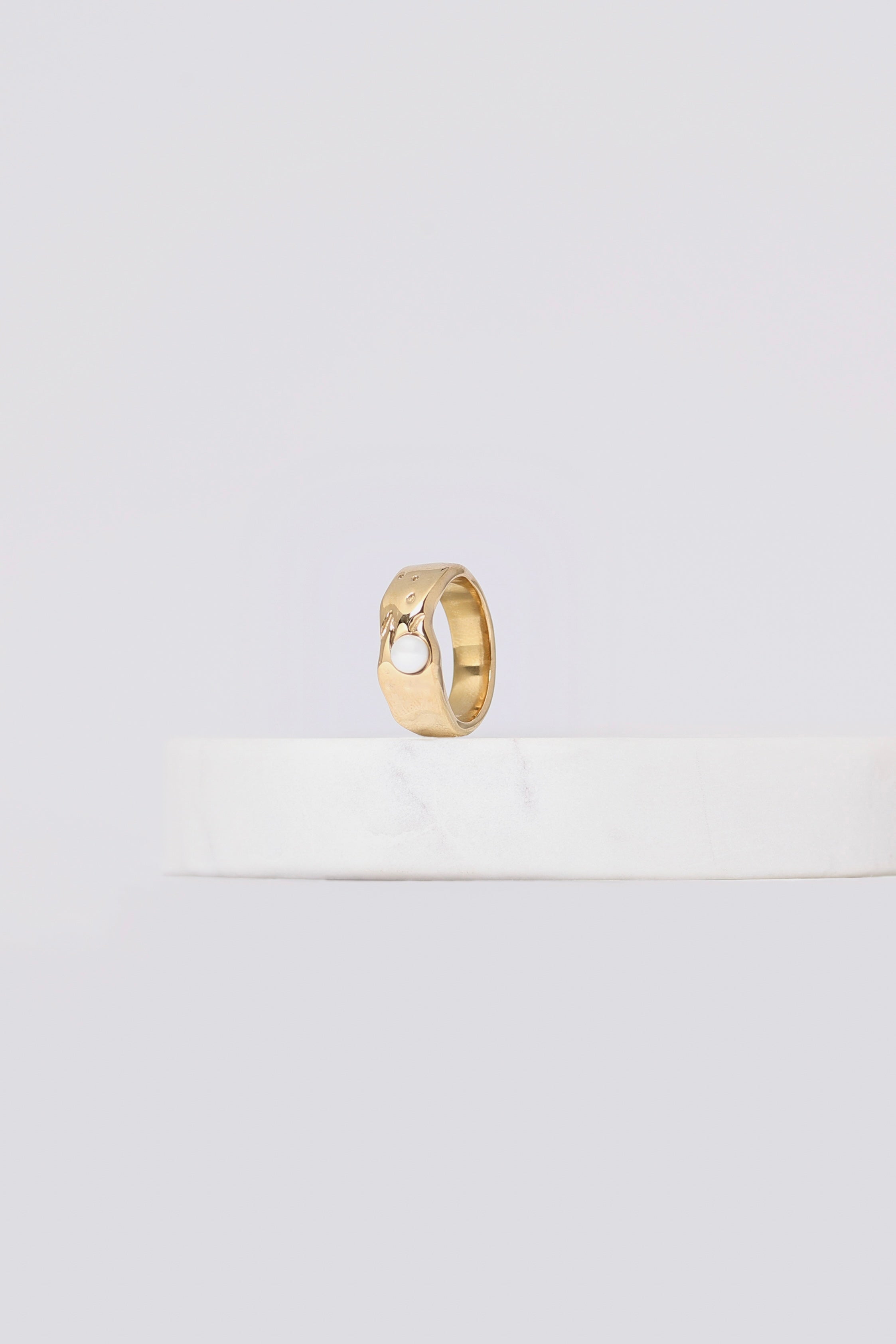 Anello Madame