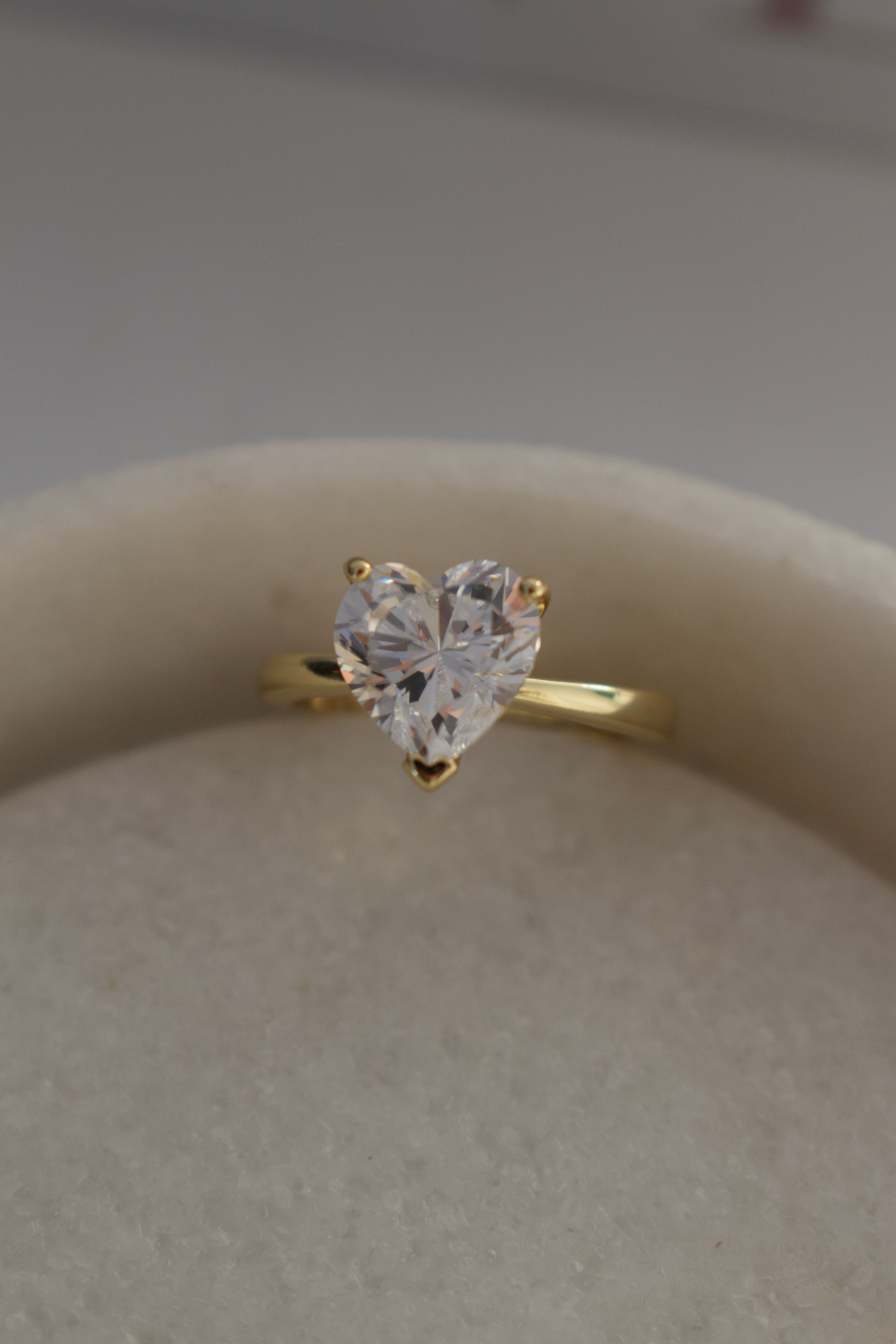 Anello solitario cuore big