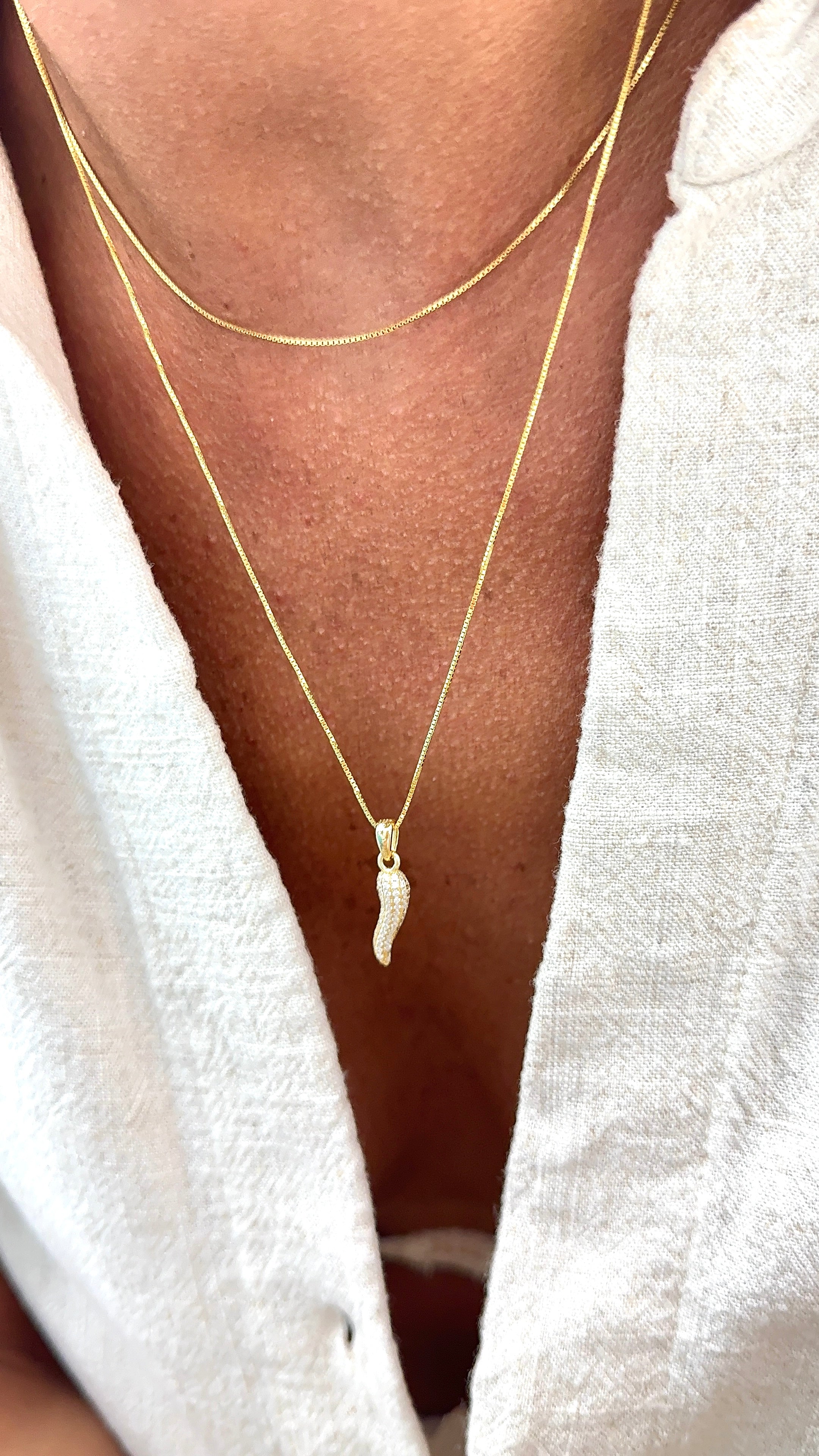 Charm peperoncino luccicoso gold