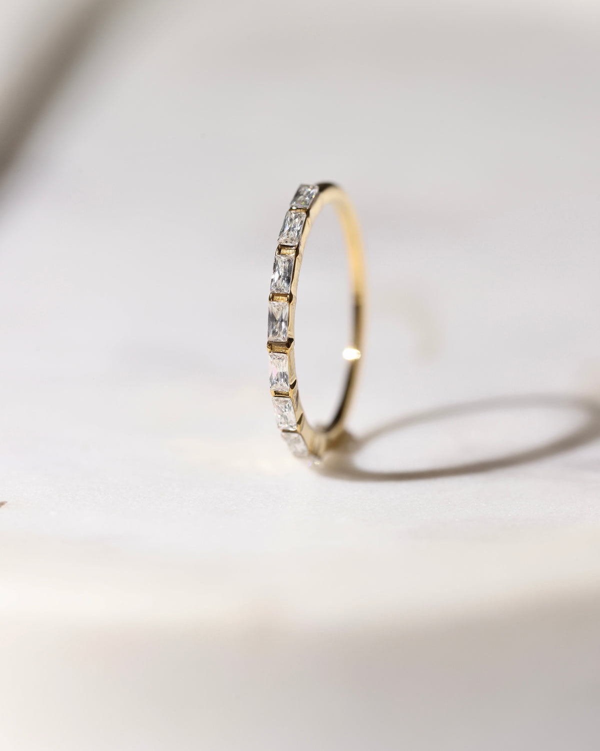 Anello Trama