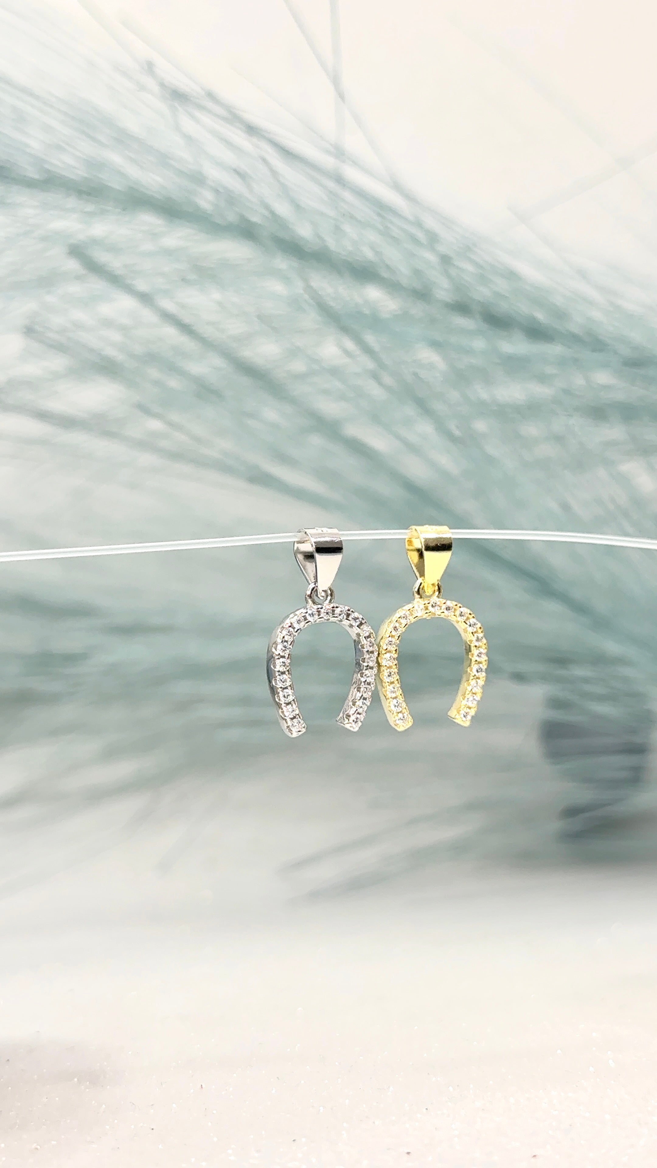 Charm Ferro di Cavallo Zirconato