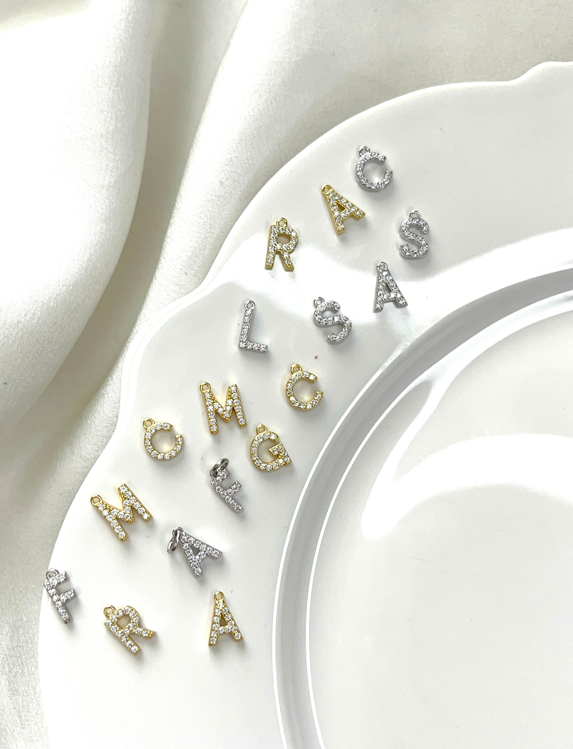 Charm Letterina