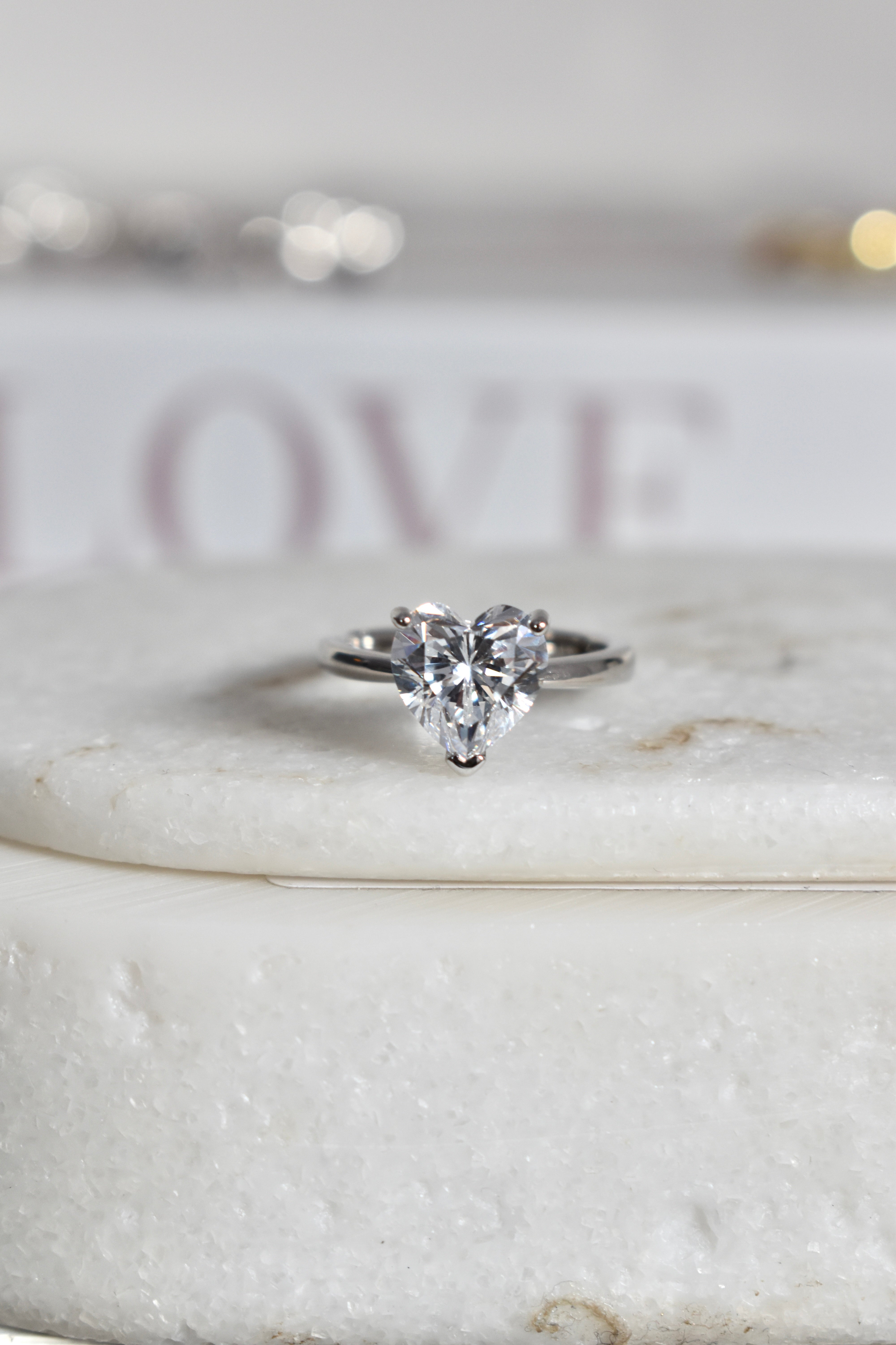 Anello solitario cuore big