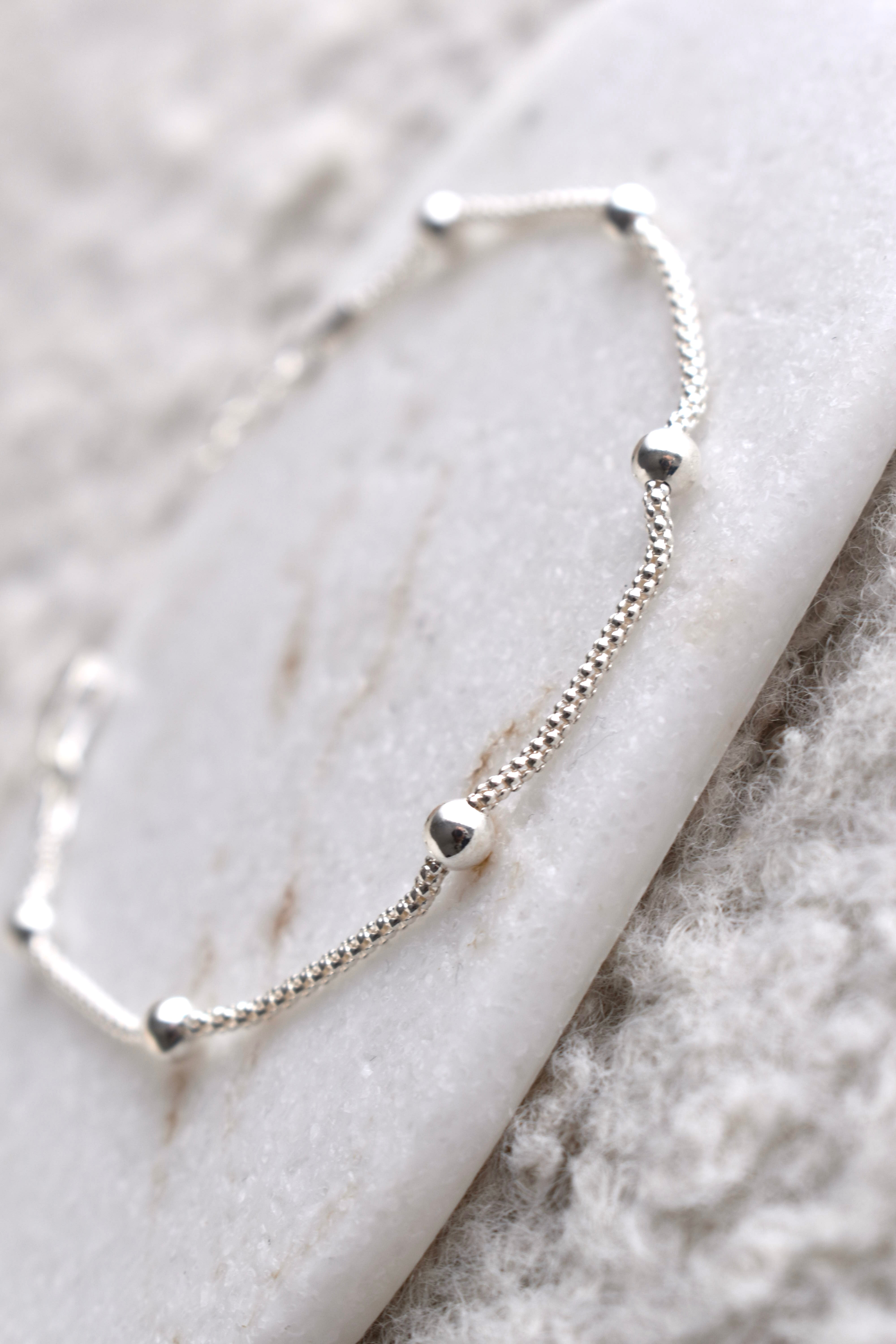 Bracciale nido d’ape e sfere