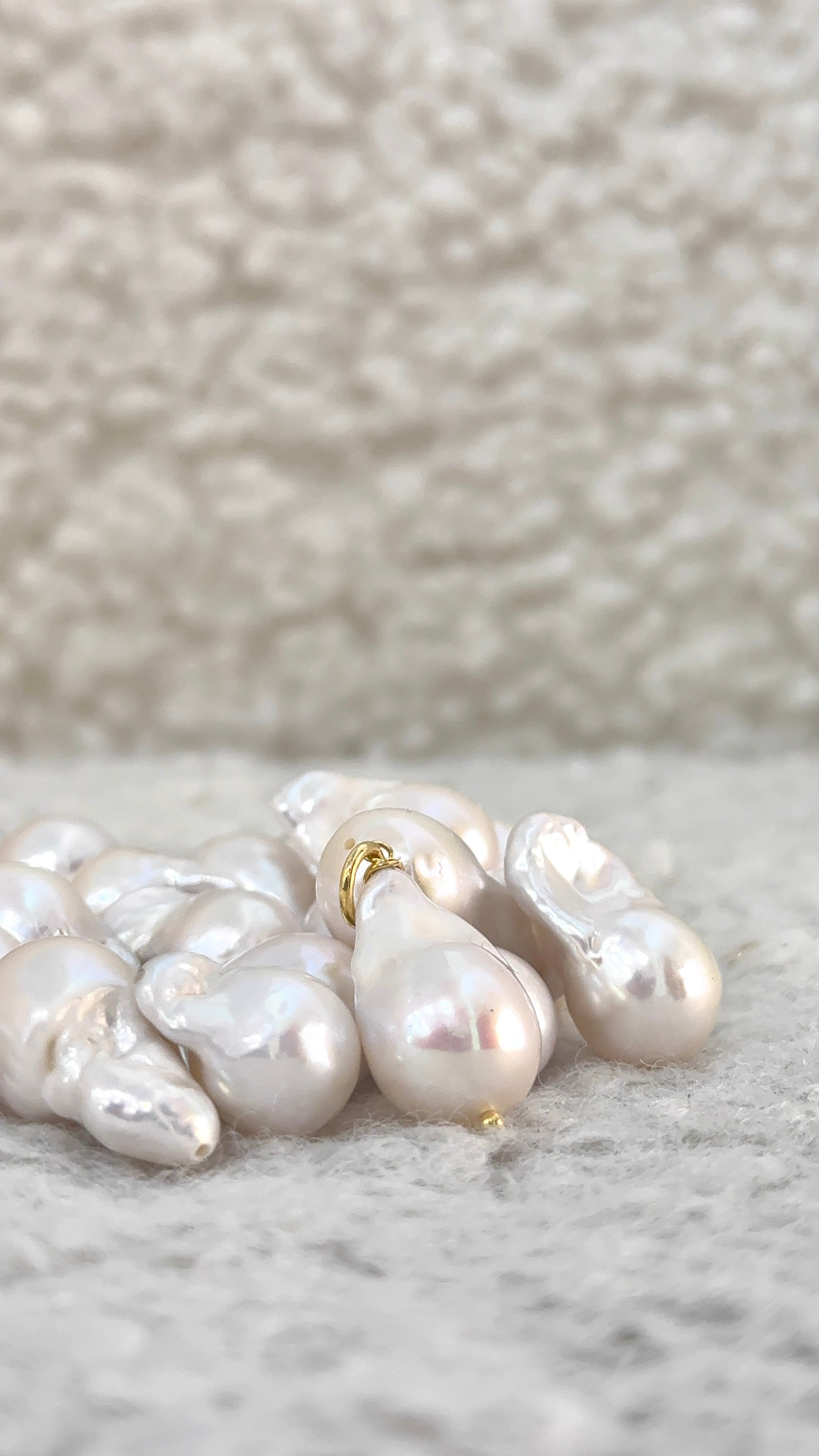 Charm perla Scaramazza