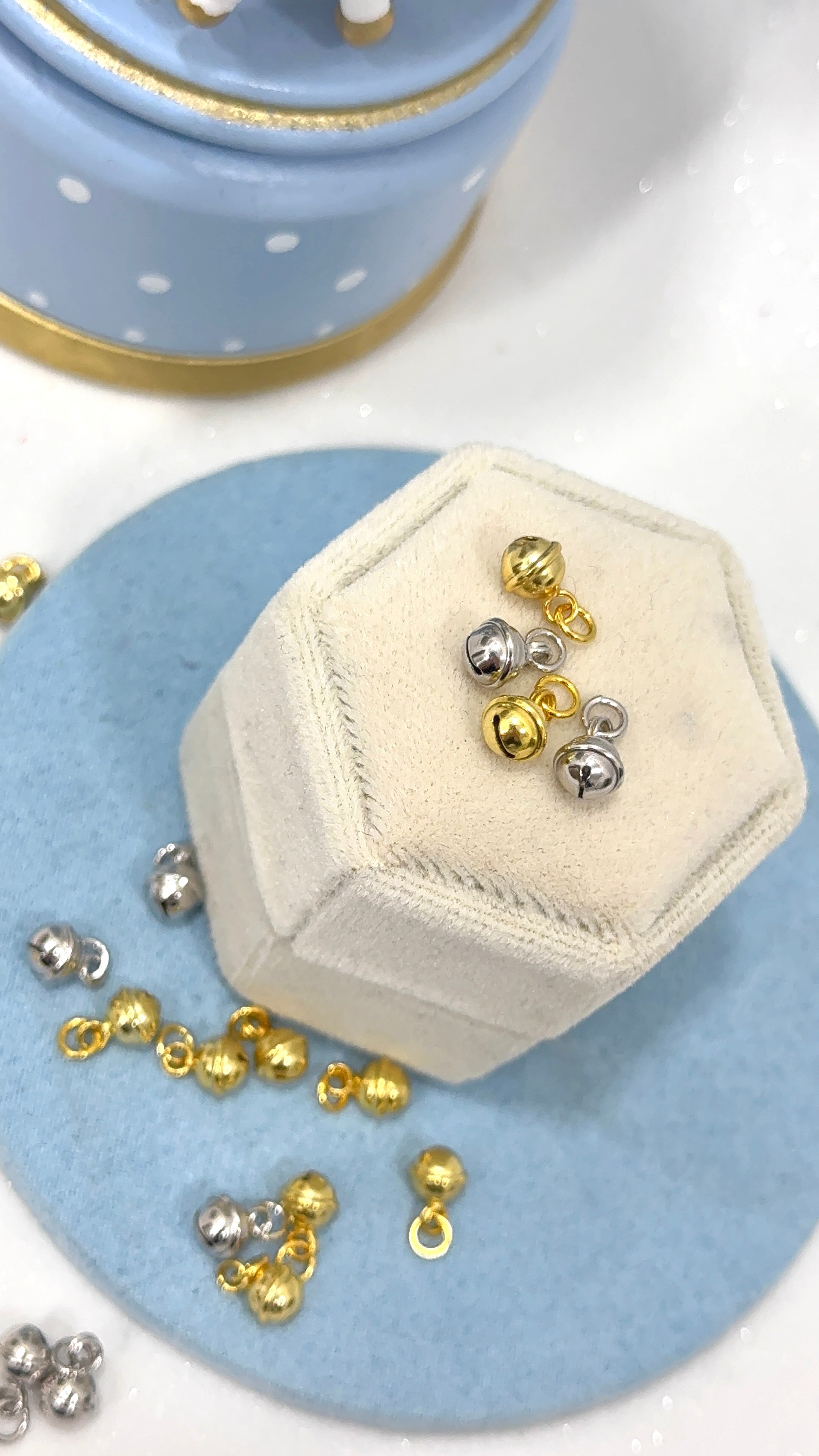 charm mini campanellino
