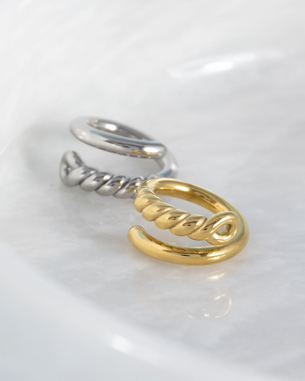 Anello intreccio